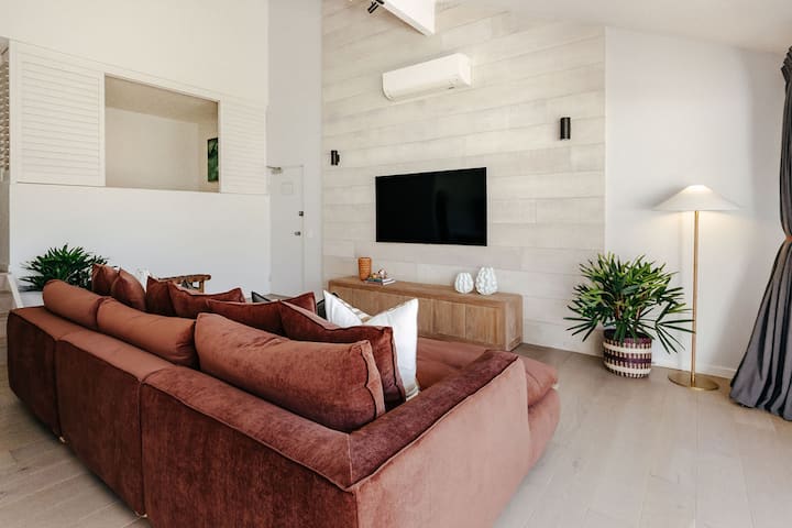 Villa Palmera By Balmy Breaks - 100m To Beach - Peregian Beach