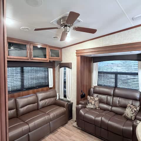 Successful Airbnb property: Desert Quail Cozy Camper stunning mountain views in Buckeye