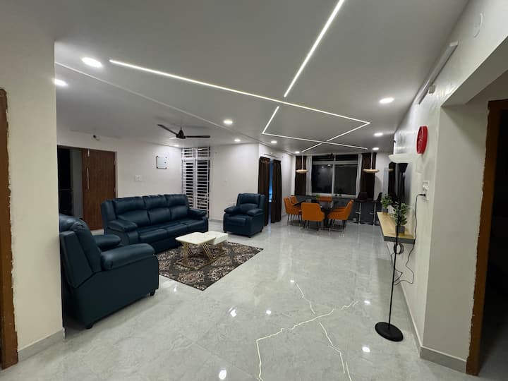 Best Vizag’s Beach View 3bhk Fully Furnished Flat - Visakhapatnam