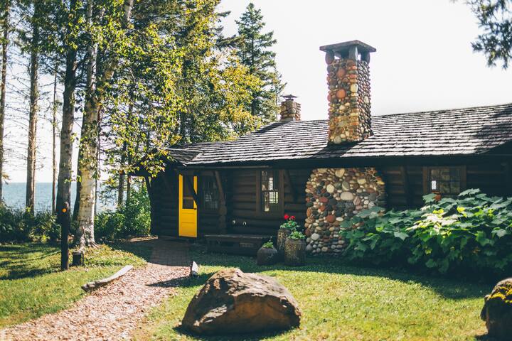 Brushpoint managed Airbnb listing 2