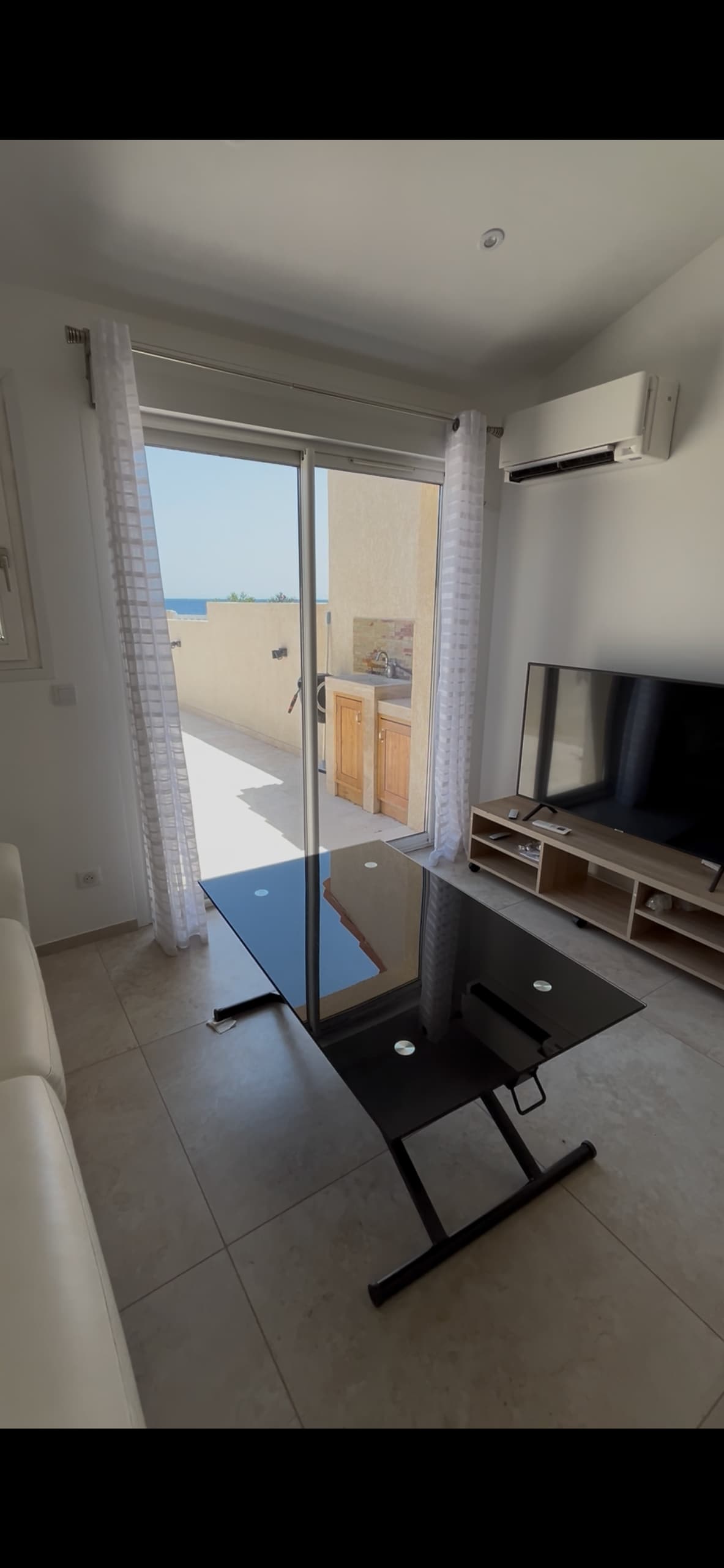 غرفة المعيشة