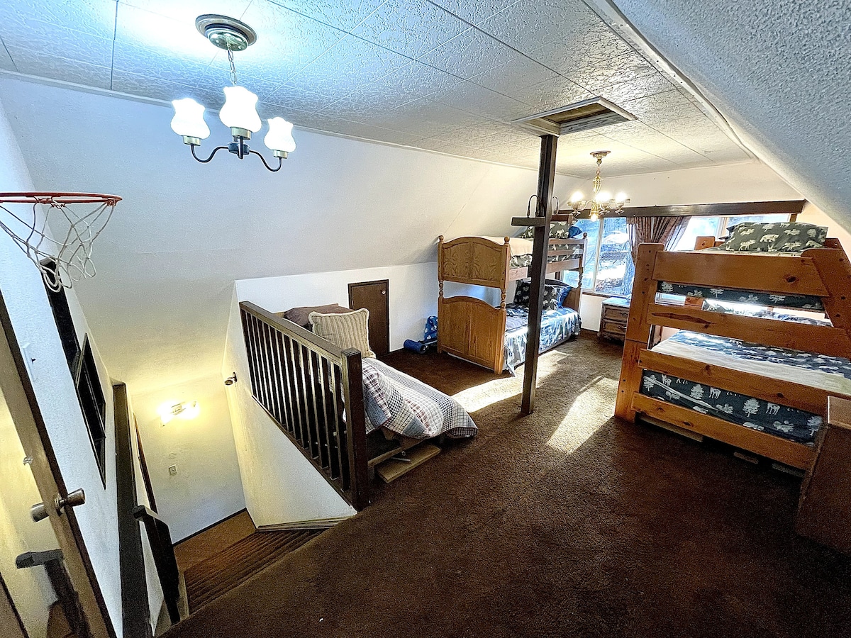 Inside The World's Most Secret House Built Into a Mountain ... - YouTube - Secluded Off-Grid Apartments With Artistic Lighting