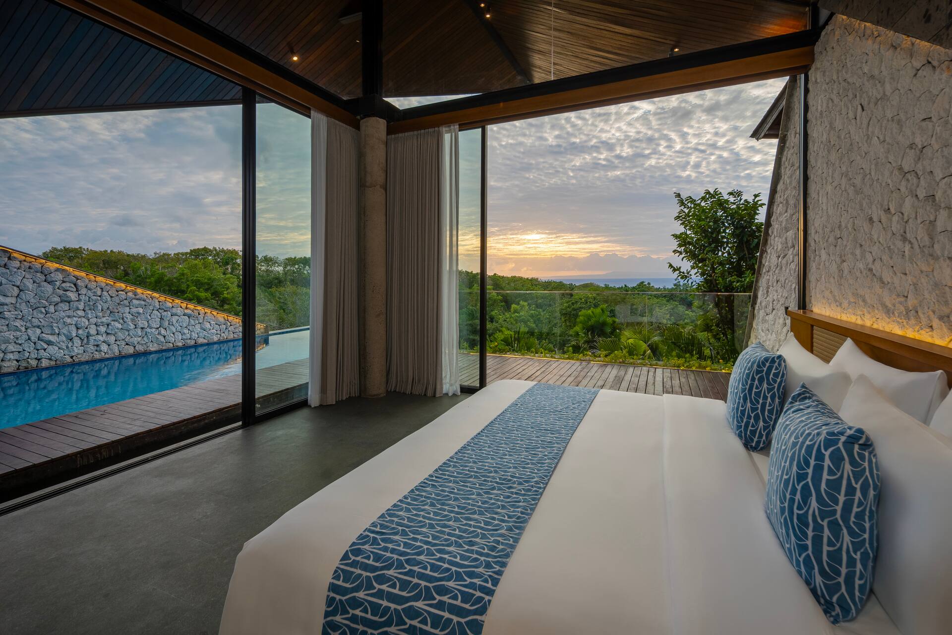 Modern Garden-View Retreat 2 Bedroom Private Villa in Nusa Dua 3