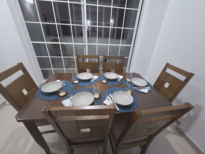 Beachfront City Escape • Sunset Balcony • Ac •Wifi - Colombo