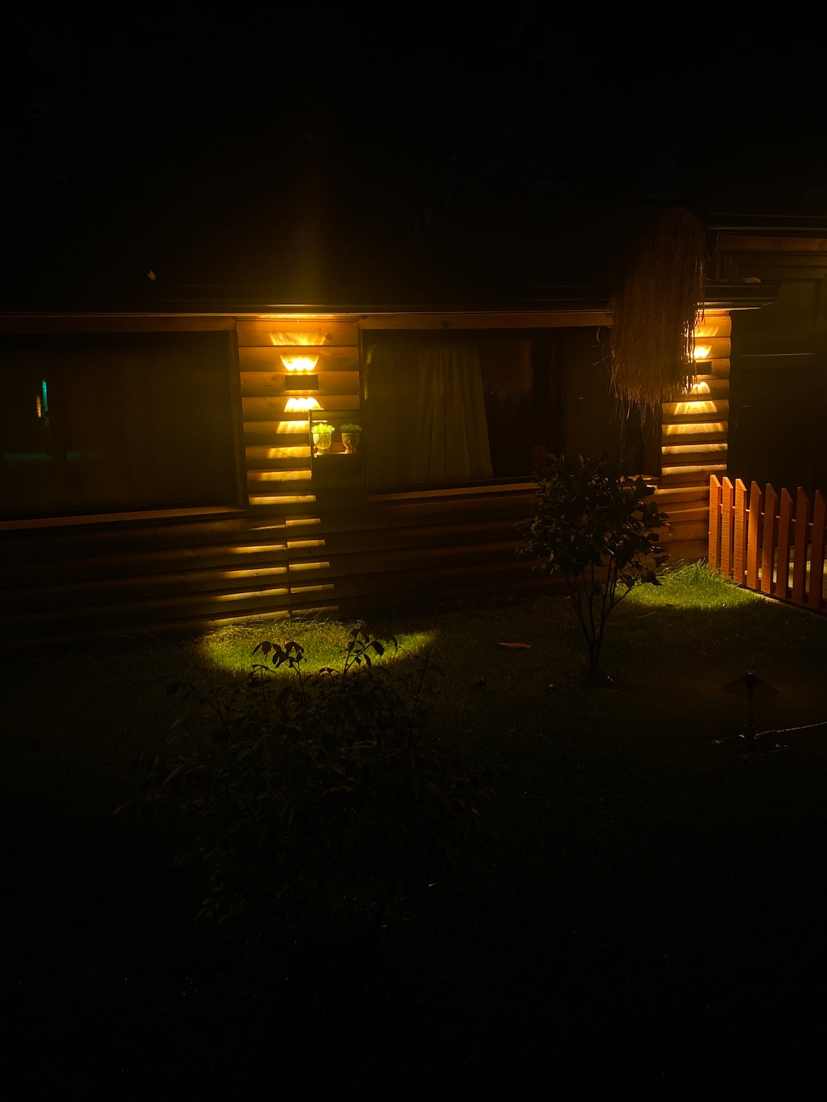 No:1 Doğayla İç İçe, Sakin ve Şirin Küçük Ev