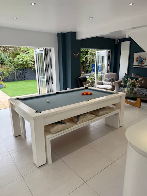 Portishead Coastal Retreat