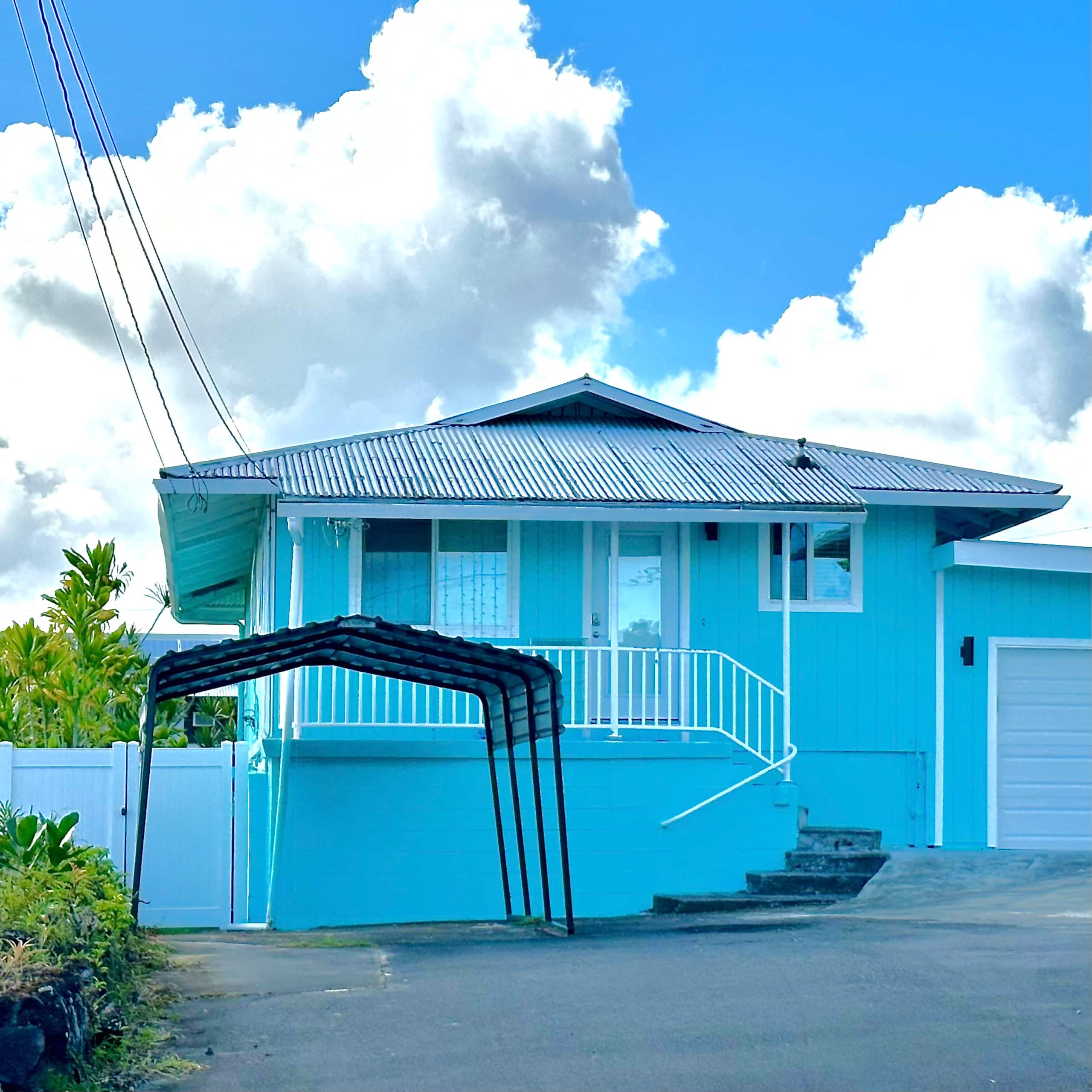 Home in Hilo · ★4.94 · 4 bedrooms · 6 beds · 3 private baths - Image 1
