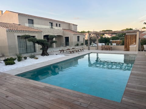 Prestige Villa Perols pool luxury park expo arena