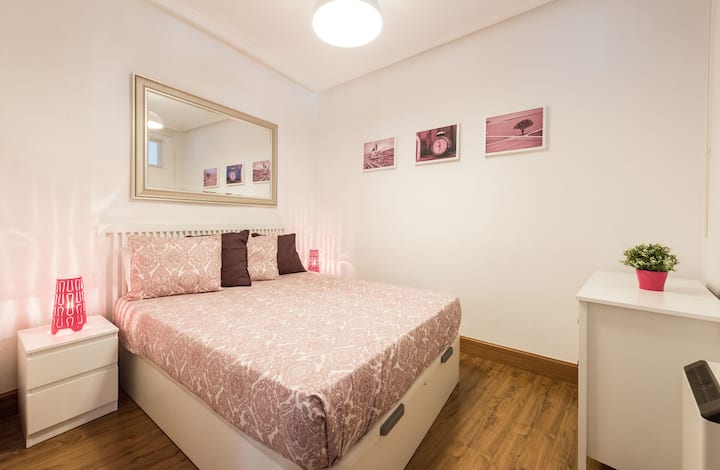 Gran Apartamento En Sol. Ideal Familias Y Grupos - Madrid