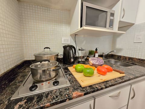 Top Airbnb: Comfortable studio with balcony in Nueva Córdoba in Departamento Capital