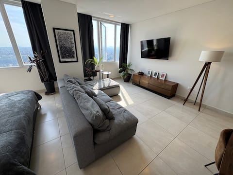 Top performing Airbnb: Dream loft: experience the city from the clouds in Lomas De Sotelo