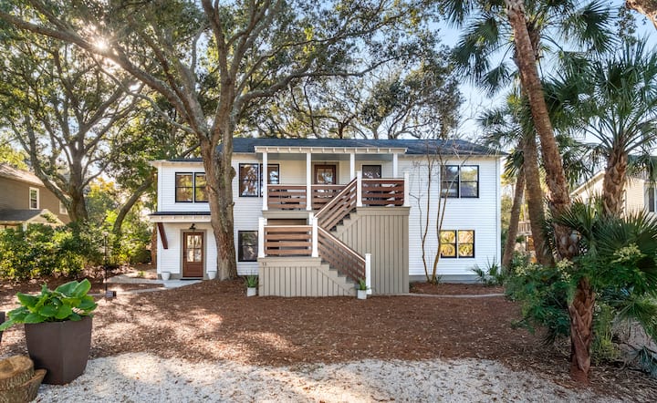 Wellness On Iop Sauna, Cold & Hot Tub (B) - Mount Pleasant, SC