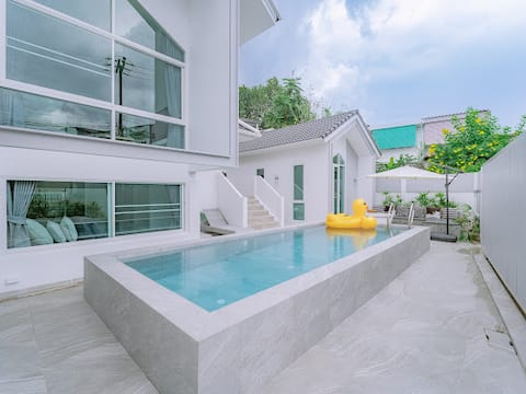 Chang Klan Road Old Town Four-Bedroom Mediterranean Style Villa Book Three Days Pick Up/Drop Off/One