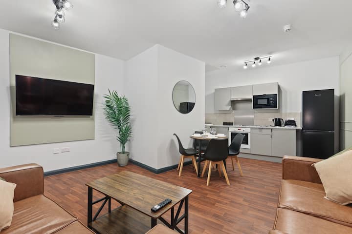 Two Bedroom Superior Apartment - Newcastle upon Tyne