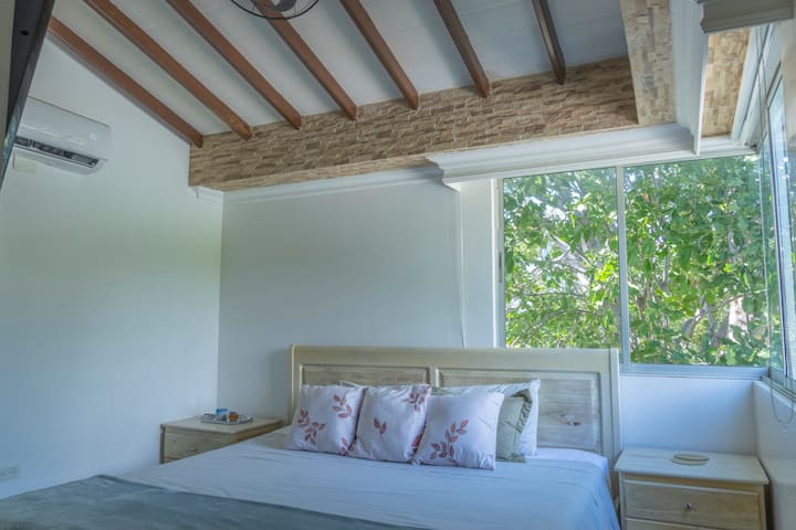 Casa Espectacular En Conjunto Cerrado - Santa Marta, Colombia