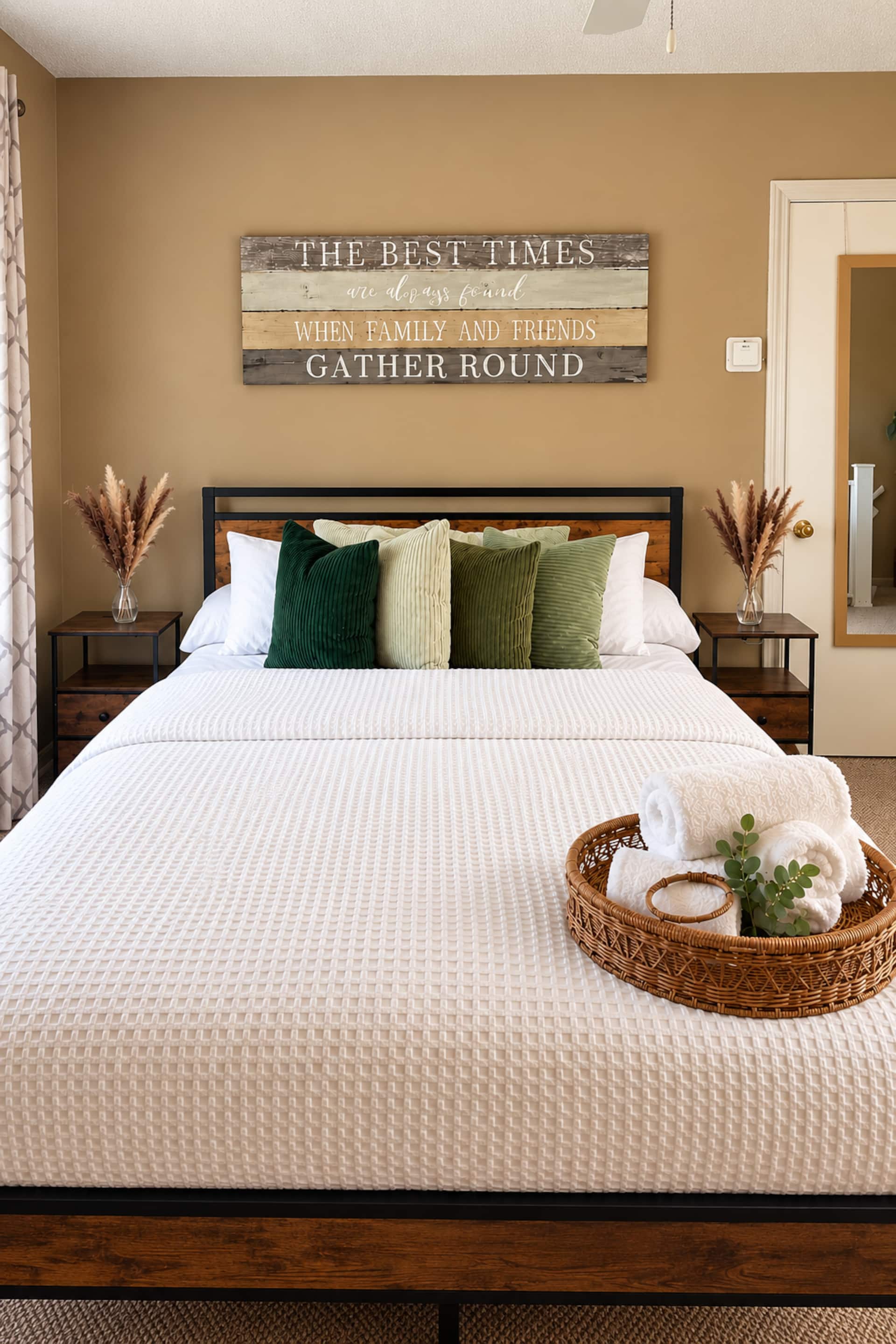 Simple Farmhouse Stay on a Peaceful Estate