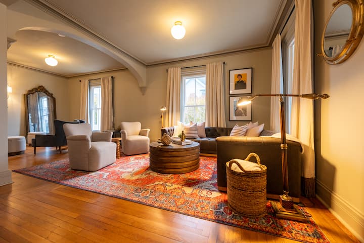 Spacious Historic Gem | Walk To Downtown Mystic - Mystic, CT