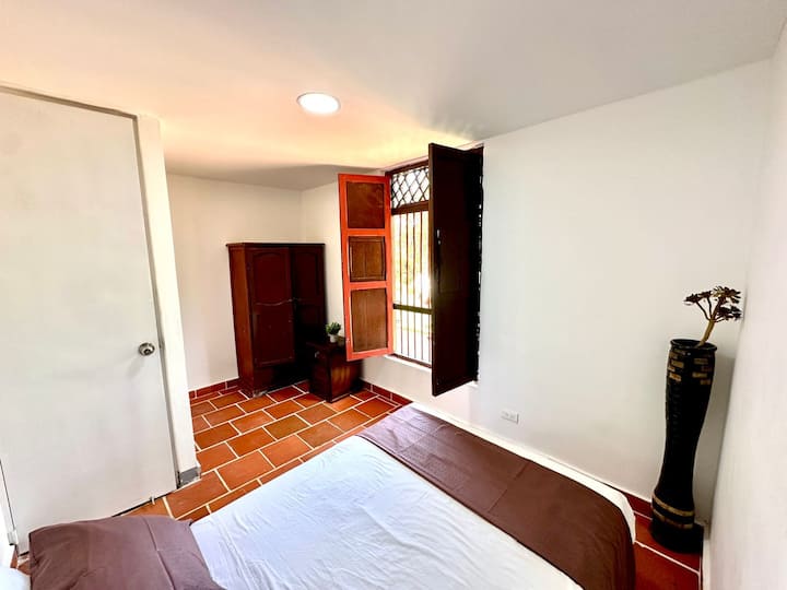 ️ غرفة ثانية هادئة ومشرقة حيث يمكنك إعادة شحن بطارياتك والاستمتاع بالراحة ✨