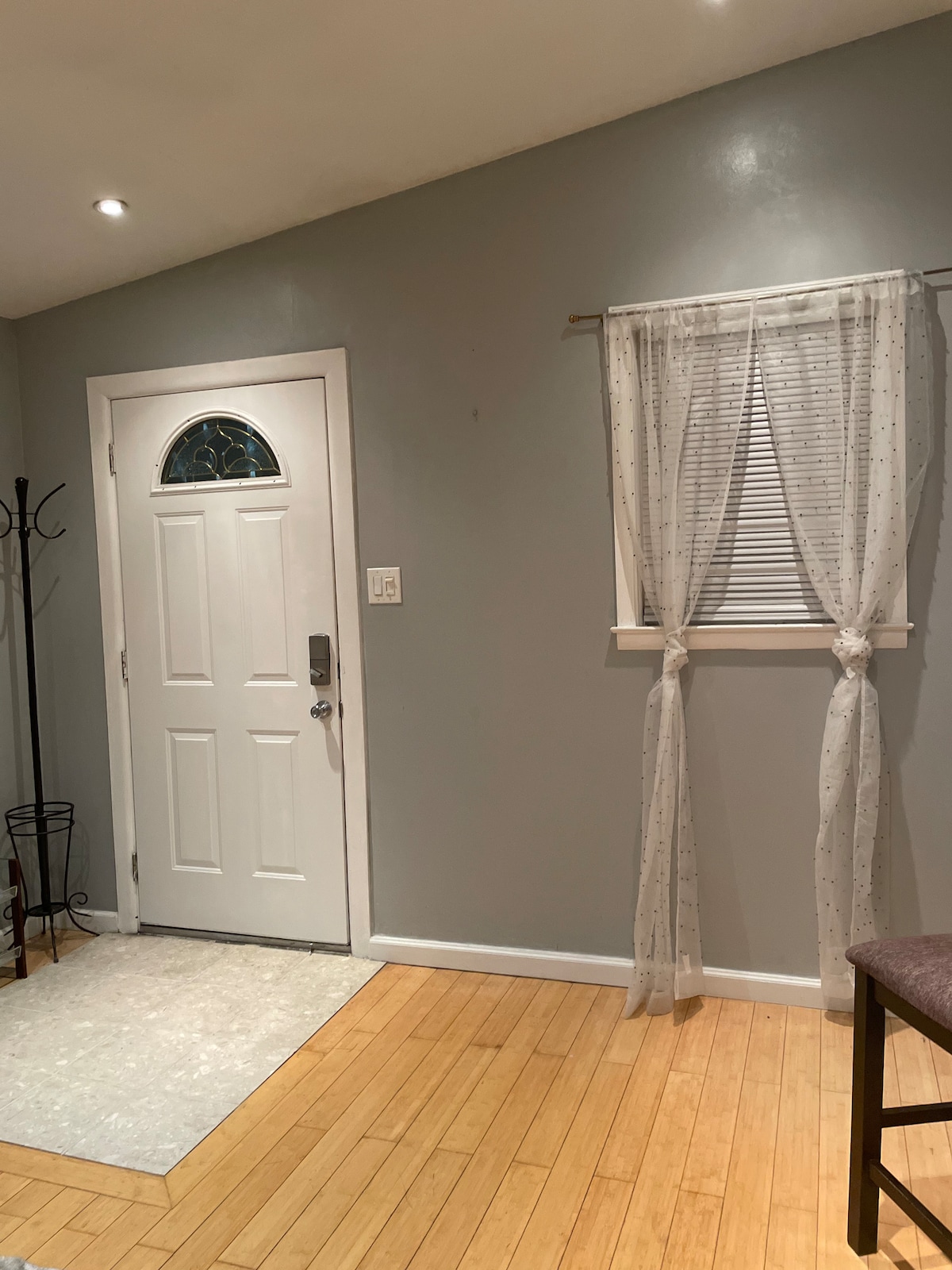 Chic & Serene NE Philly Stay l Desk + In-Unit W/D