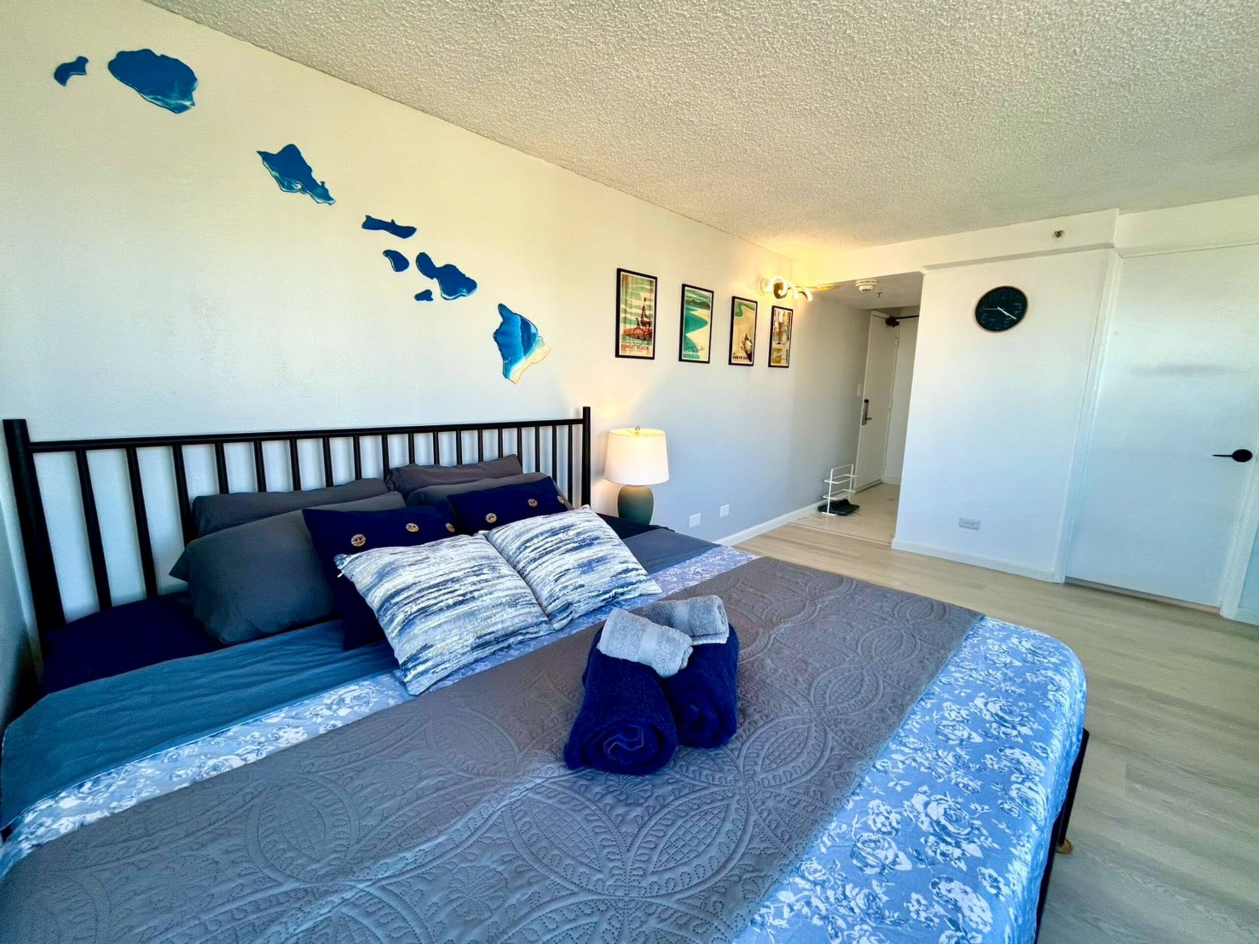 Condo in Honolulu · ★5.0 · Studio · 1 bed · 1 bath - Image 10