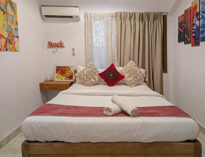Bedroom 1 image 2