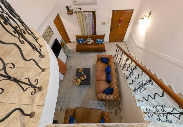 Living room image 1