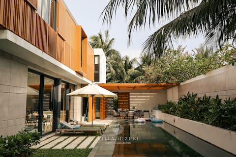 Private Luxury Escape | Pool, BBQ, Family-Friendly