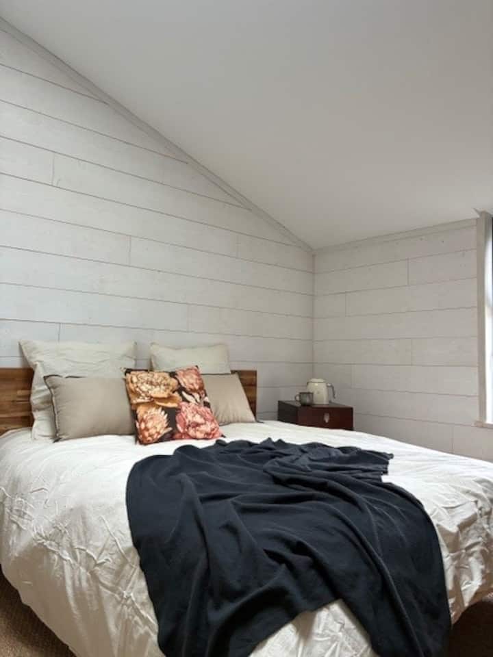 Тивка ноќ...