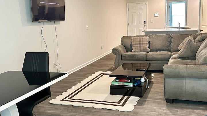 Brand New Luxurious Home With Free Massage - Raleigh, NC