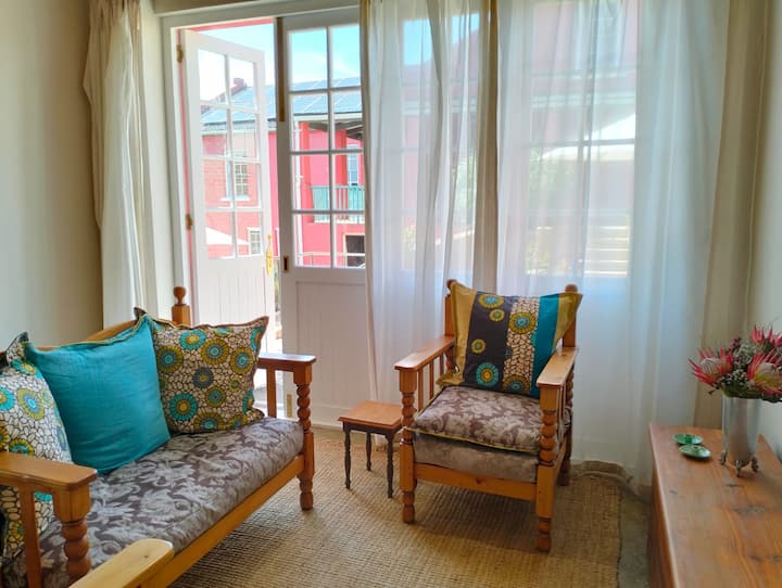 Bokmakierie Cottage At Restio Country Guesthouse - Napier