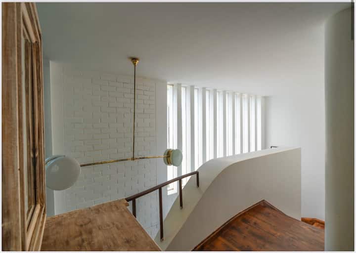 Bedroom 1 image 3
