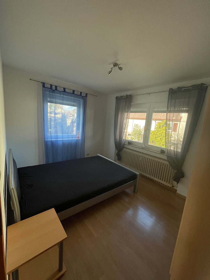 غرفة النوم 2