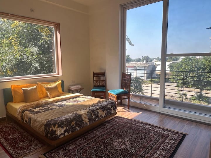 غرفة النوم 2