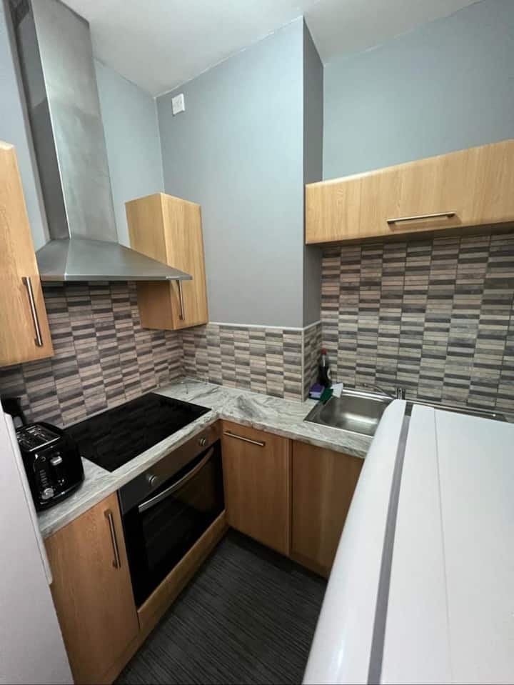 Sleek Private Studio With Netflix In Moseley - Birmingham