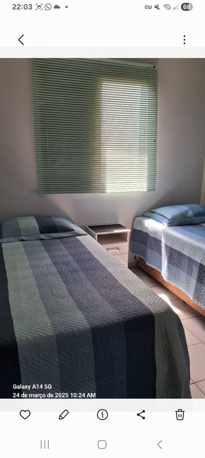 Ambienti i dhomës së gjumit