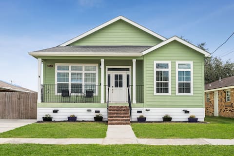 "Luxury 4BR Smart Home near Downtown New Orleans”