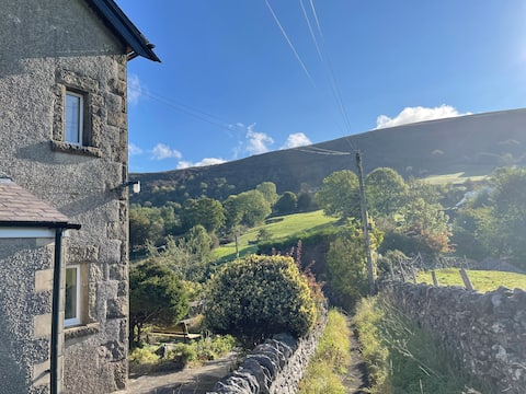 Peaceful Retreat in Hope Valley, Peak District
