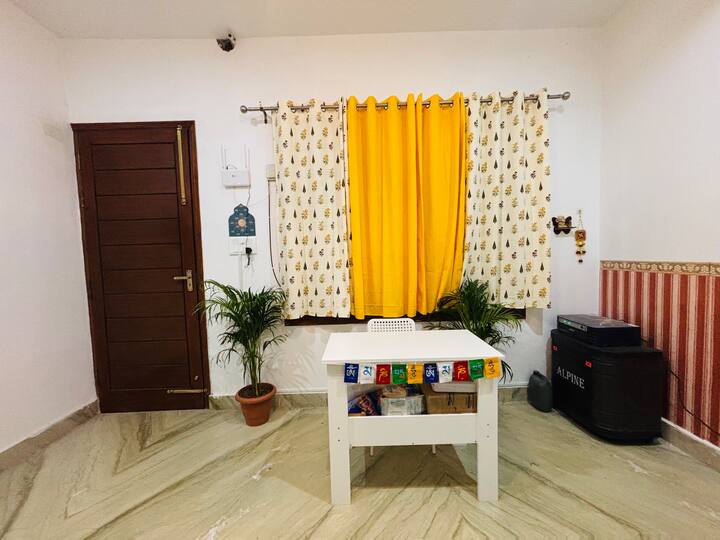 Devashraya-family Homestay With Terrace & Parking - Jammu