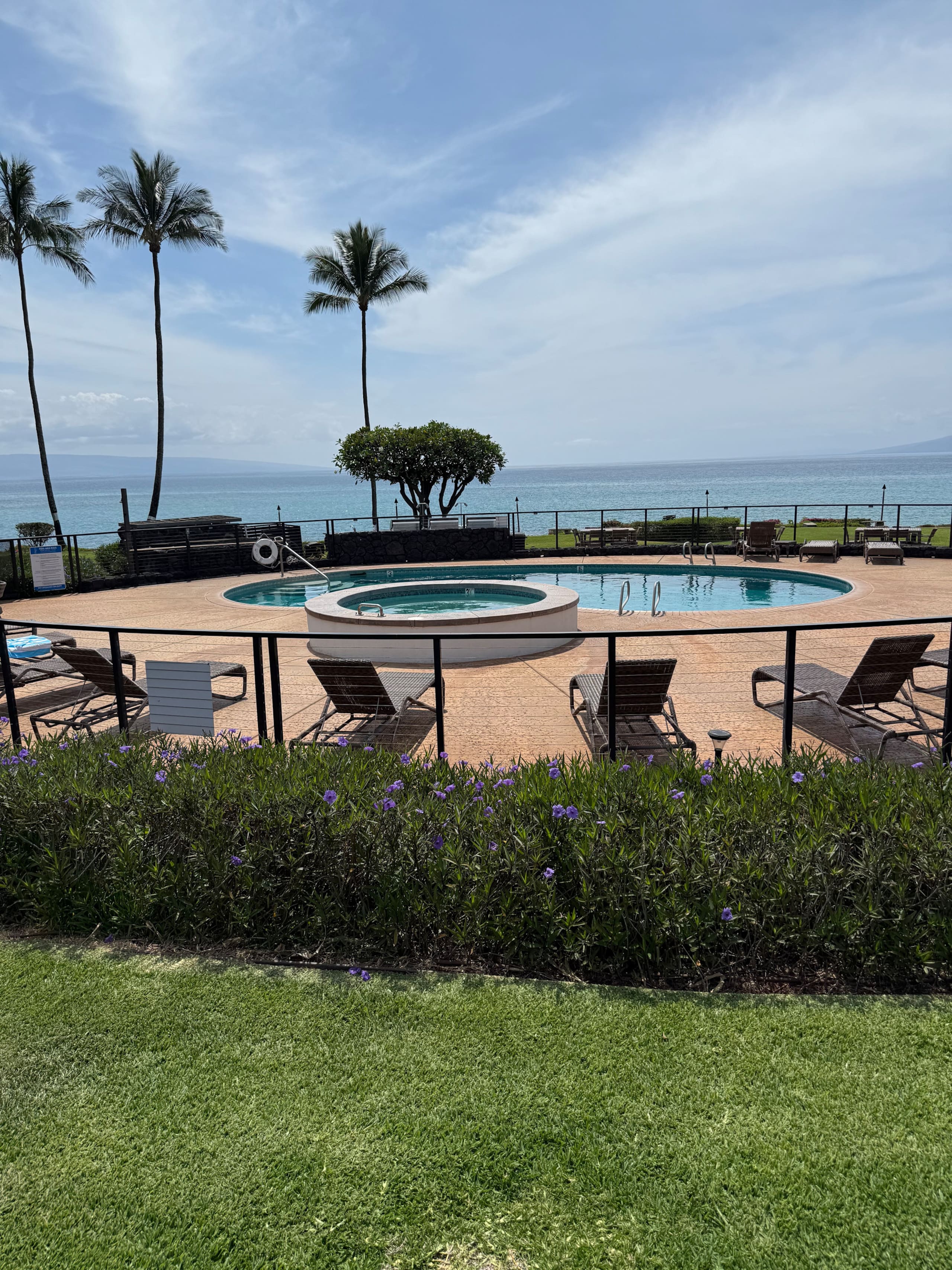 Condo in Lahaina · ★5.0 · 2 bedrooms · 2 beds · 2 private baths - Image 26