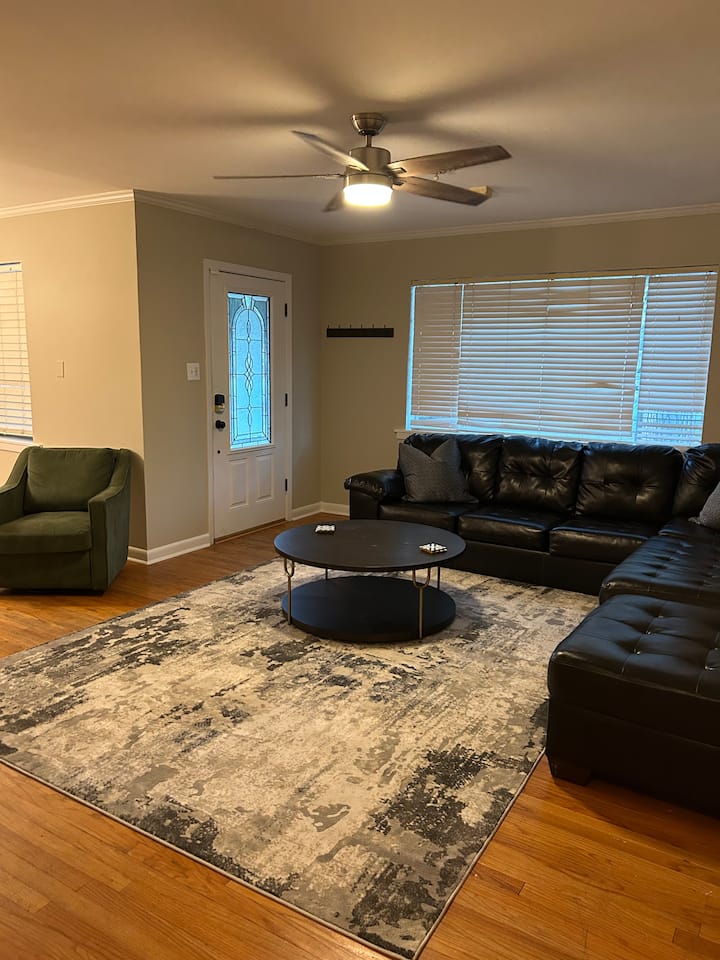 Mid-city Getaway - Shreveport, LA