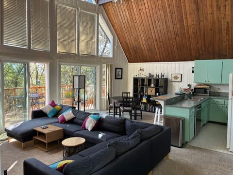Top Airbnb: Charming A-Frame Cabin | Lake Views & Pool Table in Lake Arrowhead