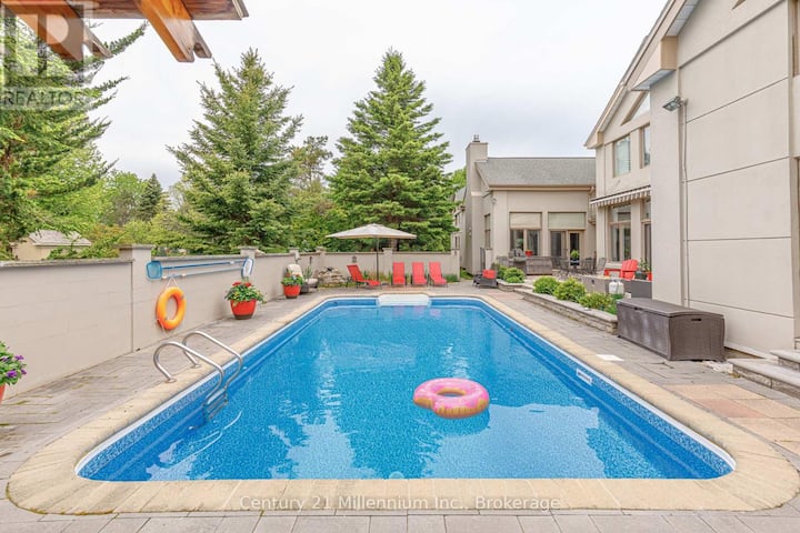 Blue Mountain View Quiet Golf Course Setting - Ontario