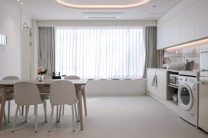 202jhblossomstay/부산/전포동최고/전포역6번/호텔급감성숙소/6~12인/단독신축 - Busan