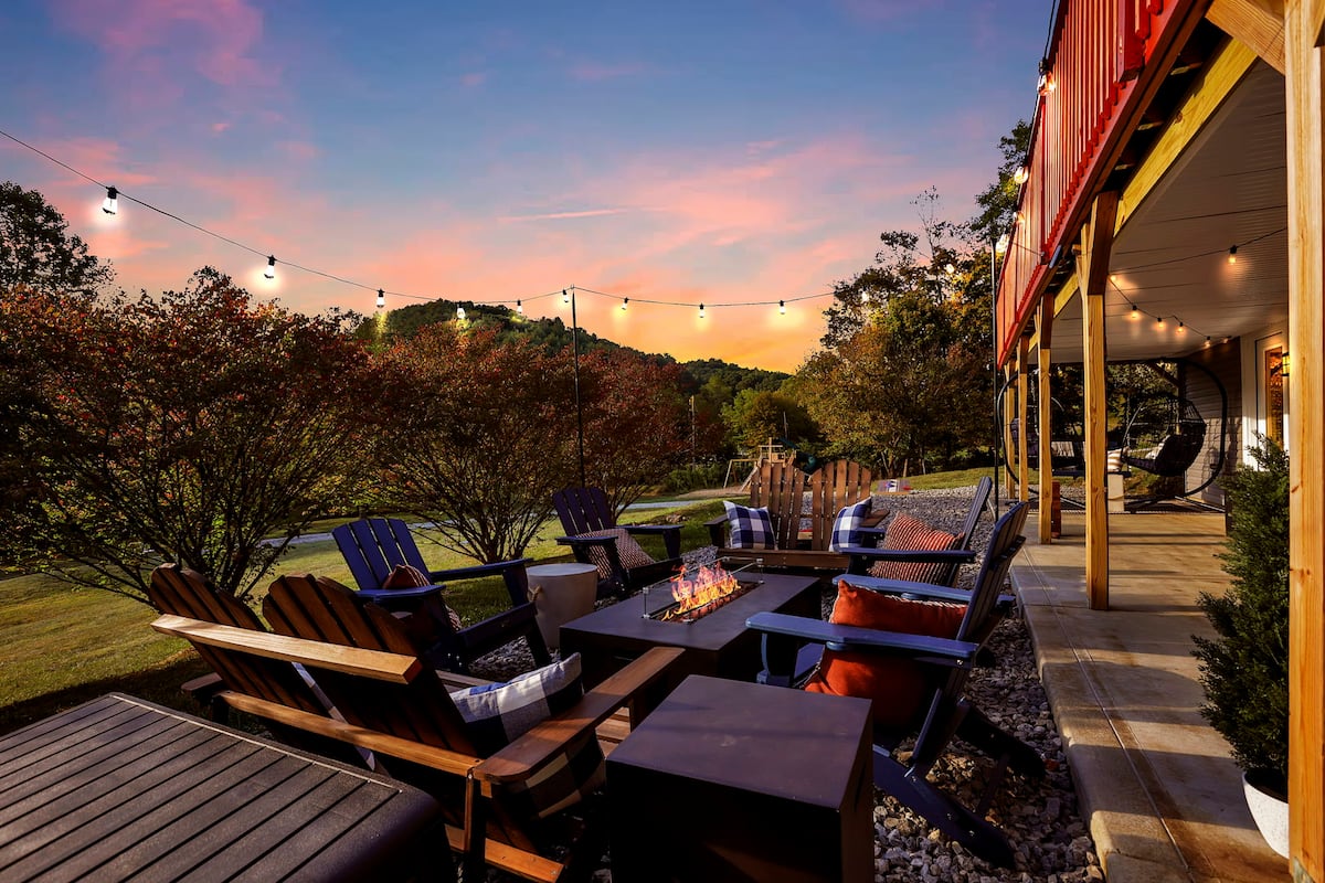 Edens Hillside Haven firepit under the stars