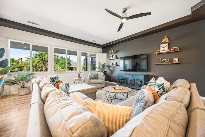 Perfect World Cup Viewing Luxury Oasis In Desert - Coachella