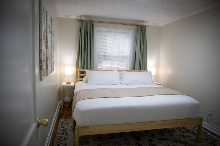 Gezellig in dit kingsize bed voor een goede nachtrust