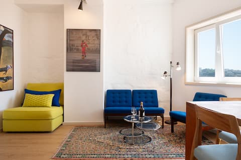 Successful Airbnb property: Ribeira’s Vibe in União Das Freguesias De Cedofeita, Santo Ildefonso, Sé, Miragaia, São Nicolau E Vitória