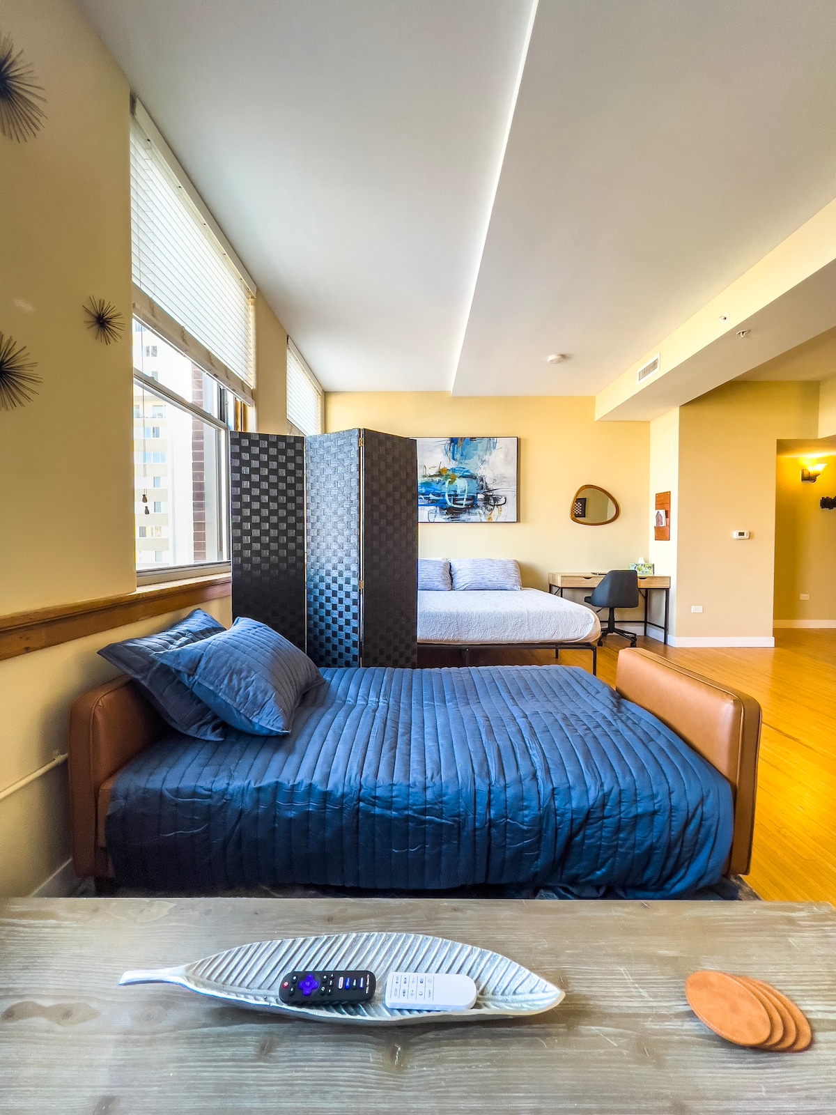 River Views and FREE Parking!