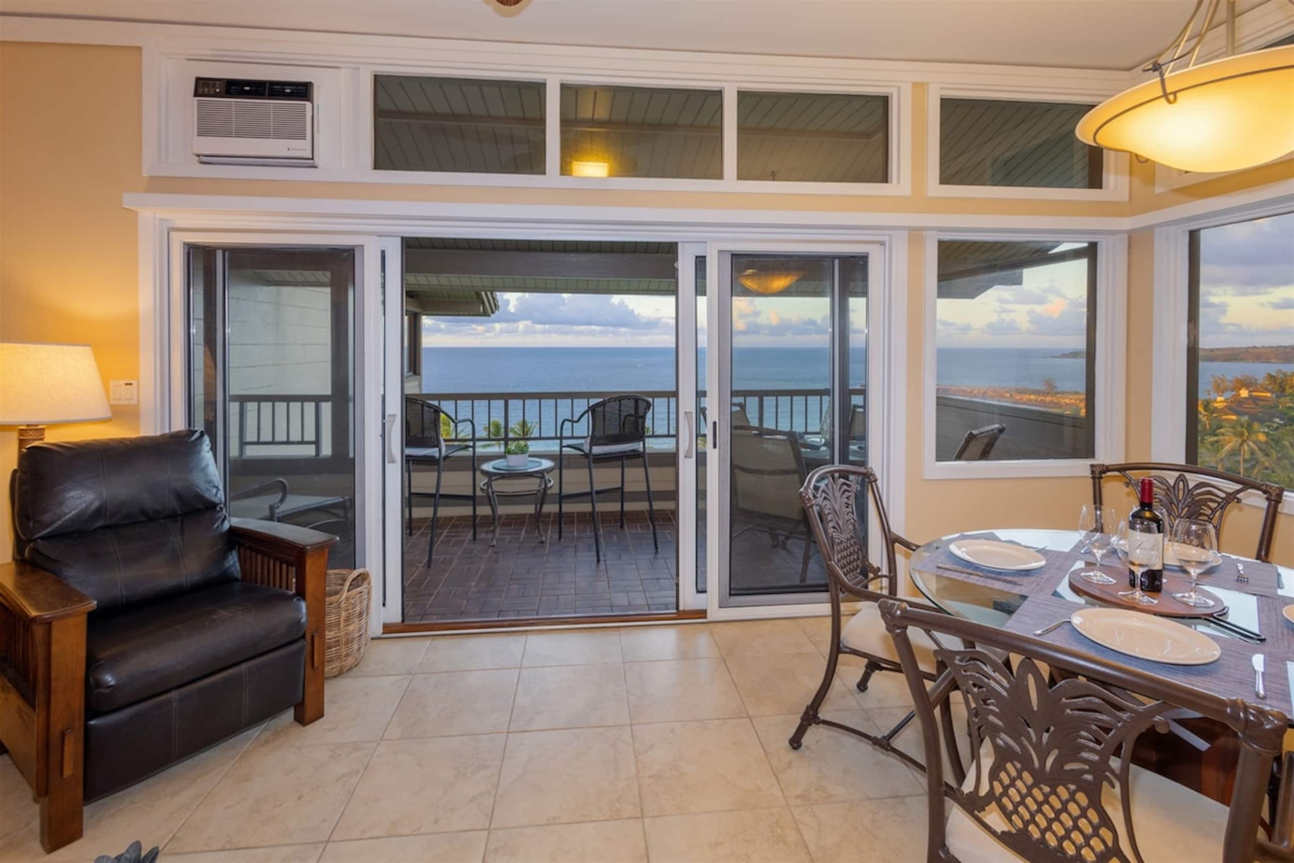 Villa in Lahaina · ★5.0 · 1 bedroom · 2 beds · 2 baths - Image 11