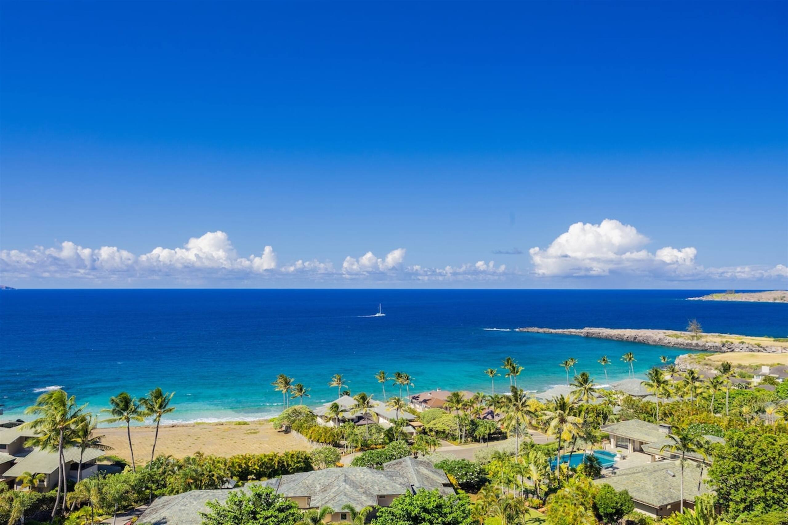 Villa in Lahaina · ★5.0 · 1 bedroom · 2 beds · 2 baths - Image 32